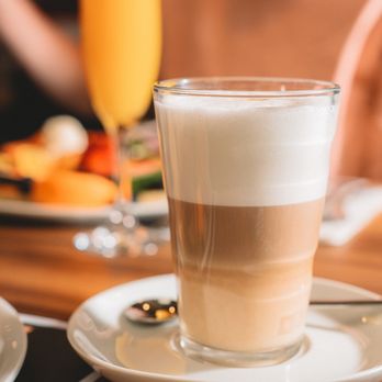 Au Petit Chalet - Breakfast & Brunch Near Me - Quebec City, Quebec Au Petit Chalet - Breakfast & Brunch Near Me - Quebec City, Quebec