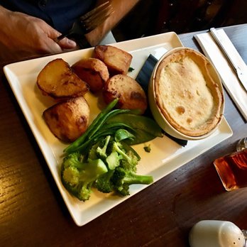 Puckersley Inn - Hubs got steak ale pie with roast potato's and veg - Pubs Near Me Puckersley Inn - Hubs got steak ale pie with roast potato's and veg - Pubs Near Me