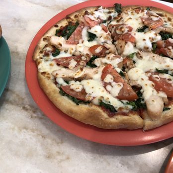 Amina Pizzeria - Pizza Near Me - Honolulu, Hawaii