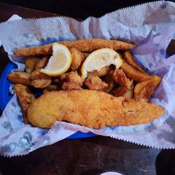 O'Shucks Seafood & Grille - Swai fried basket