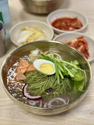 MDK Noodles (Myung Dong Kyoja) by null