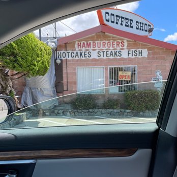 Val's Burgers - The street side of Val's Burgers. - Burgers Near Me - Hayward, California Val's Burgers - The street side of Val's Burgers. - Burgers Near Me - Hayward, California