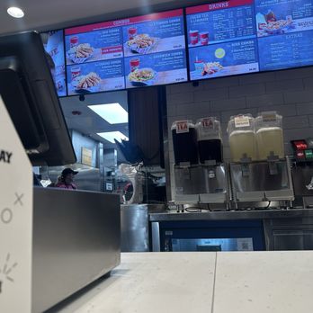 Raising Cane's Chicken Fingers - Fast Food Near Me - Pompano Beach, Florida Raising Cane's Chicken Fingers - Fast Food Near Me - Pompano Beach, Florida