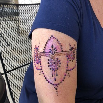 Horizon Henna - With paste and glitter!!! - Henna Artists Near Me Horizon Henna - With paste and glitter!!! - Henna Artists Near Me