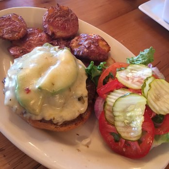 Cafe Homestead - South of the border hamburger... with potatoes (skip these if you can) - American Near Me - Waco, Texas