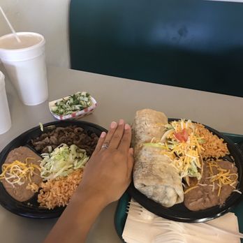 Colima's Mexican Restaurant - Mexican Near Me - Oceanside, California