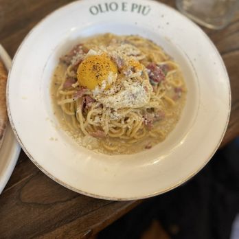 Olio e Più - Spaghetti Chitarra alla Carbonara - Pizza Near Me - New York, New York Olio e Più - Spaghetti Chitarra alla Carbonara - Pizza Near Me - New York, New York