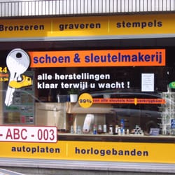 Laroberi Schoen- en slotenmaker