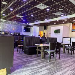 The African Grill - Interior dining room