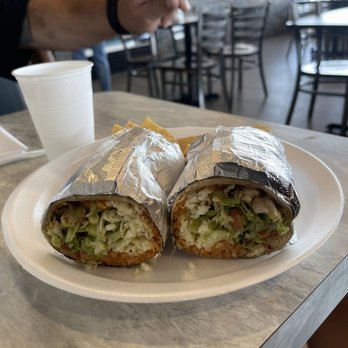 Los Dos Toritos - Veggie burrito - Seafood Near Me - Baker, California