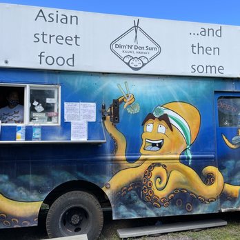 Dim 'N' Den Sum - Food truck - Food Trucks Near Me - Koloa, Hawaii