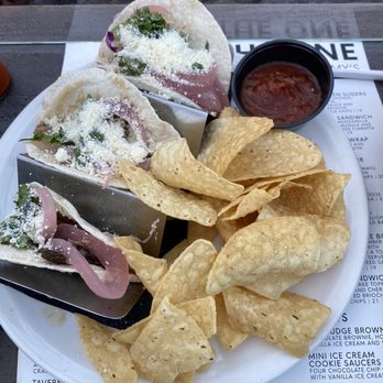 Tommy's Tavern + Tap - Short rib tacos - American Near Me - Edison, New Jersey Tommy's Tavern + Tap - Short rib tacos - American Near Me - Edison, New Jersey