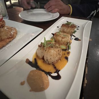 La Cosecha Bar + Restaurant - Spanish Near Me - Paso Robles, California