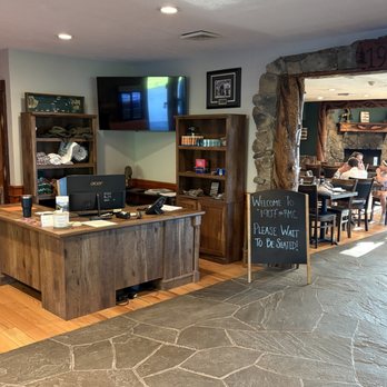 Roscoe Mountain Club - Lobby - Golf Near Me - Roscoe, New York Roscoe Mountain Club - Lobby - Golf Near Me - Roscoe, New York