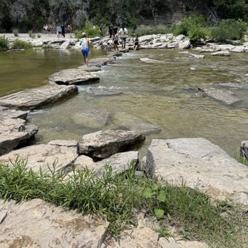 Dinosaur World - Foot prints across river - Museums Near Me - Glen Rose, Texas Dinosaur World - Foot prints across river - Museums Near Me - Glen Rose, Texas