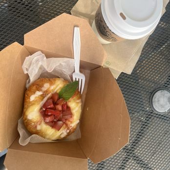 Black Currant Bakehouse - Strawberry/rhubarb danish - Bakeries Near Me - Union Pier, Michigan Black Currant Bakehouse - Strawberry/rhubarb danish - Bakeries Near Me - Union Pier, Michigan