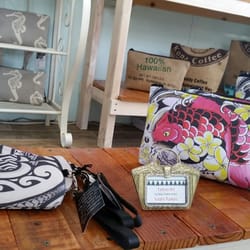 Nani Kai Cottage - Unique purses
