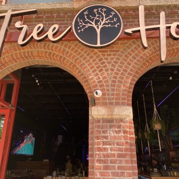TREE HOUSE - Comfort Food Near Me - Chicago, Illinois TREE HOUSE - Comfort Food Near Me - Chicago, Illinois