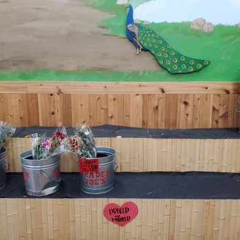 Trader Joe's - Flowers all gone for mother's day - Grocery Near Me - Rancho Palos Verdes, California