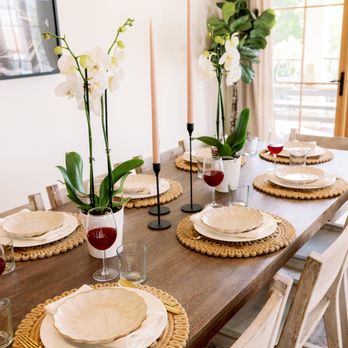 Stay Duvet - Rent a Stay Duvet Property and host a beautiful dinner. - Vacation Rental Agents Near Me - Charleston, South Carolina Stay Duvet - Rent a Stay Duvet Property and host a beautiful dinner. - Vacation Rental Agents Near Me - Charleston, South Carolina