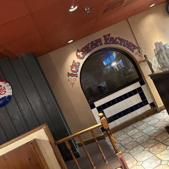 John's Pizza - Olde time pizza parlor feel - Pizza Near Me - Ridgecrest, California John's Pizza - Olde time pizza parlor feel - Pizza Near Me - Ridgecrest, California