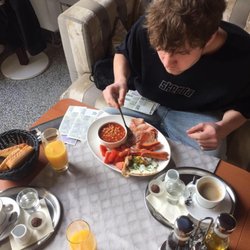 J&T Banka Café Elektra - Anglická snídaně
