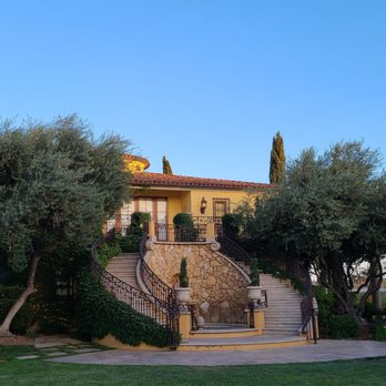 Calipaso Winery and Villa - Bed & Breakfast Near Me - Paso Robles, California