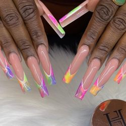 Amazon Nails Bar