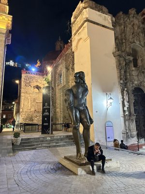 Teatro Juárez by null