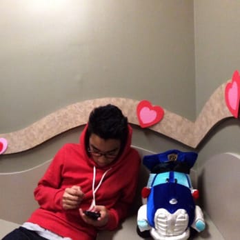 Hung Pham, DDS, MS - Valentine's decor in the children's waiting area. - Pediatric Dentists Near Me - San Bruno, California Hung Pham, DDS, MS - Valentine's decor in the children's waiting area. - Pediatric Dentists Near Me - San Bruno, California