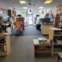 The Ship n Print Store - Inside3