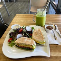Sabor A Vida Cafe & Deli - Happy Sandwich w/ Side Salad and Sunny Island smoothie with Spinach added. 10 out of 10!!
