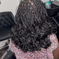 Braids By Portia - French curl shoulder length