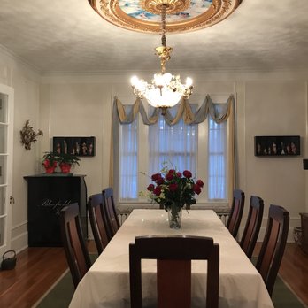 Bluefield Inn - Dining room - Venues & Event Spaces Near Me - Bluefield, West Virginia Bluefield Inn - Dining room - Venues & Event Spaces Near Me - Bluefield, West Virginia