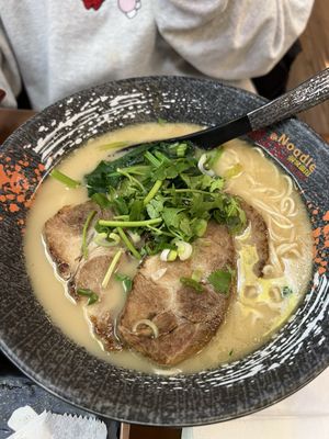 Gu's Noodle House by null