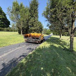C&C Asphalt Specialist - Paver
