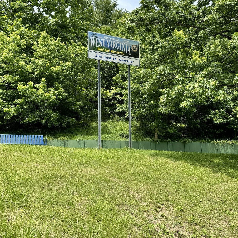 I-64 Westbound Hurricane Rest Area - Rest Stops Near Me - Hurricane, West Virginia