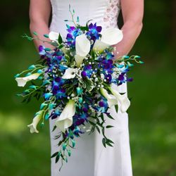 Com-Patt-Ibles Flowers and Gifts