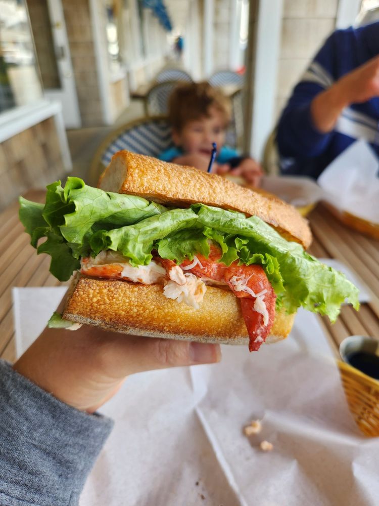 Ten Sandwiches Logo
