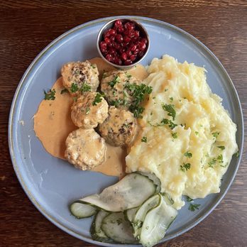 John Scott's - Swedish Meatballs - Bowling Near Me - Stockholm, Alberta John Scott's - Swedish Meatballs - Bowling Near Me - Stockholm, Alberta