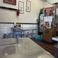 Cadao Express - Dining area