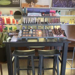 Joli Salon & Day Spa