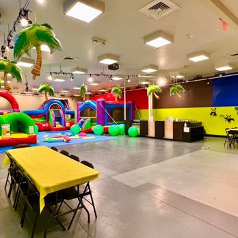 Pocolandia - Indoor Playcenter Near Me - Stroudsburg, Pennsylvania Pocolandia - Indoor Playcenter Near Me - Stroudsburg, Pennsylvania