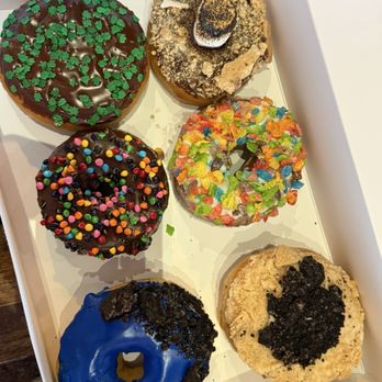 Hurts Donut - Donuts Near Me - Frisco, Texas Hurts Donut - Donuts Near Me - Frisco, Texas