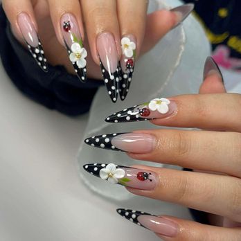 Lavish Nail Studio - Nail Salons Near Me - Garden Grove, California