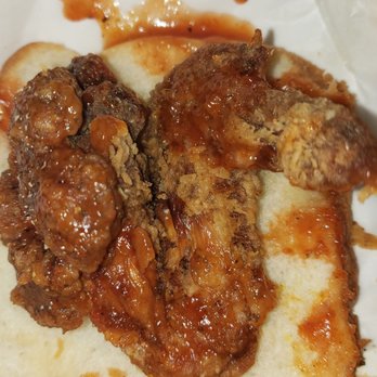 Harold's Chicken and Ribs - Awful, nasty and disgusting. Price increase due to covid. Wing above was awful. Never again. Enough said. - Chicken Wings Near Me - Evergreen Park, Illinois