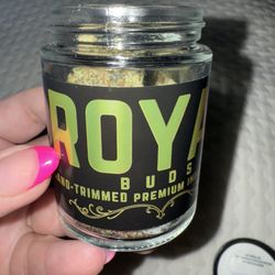 Baked Chicken Farm Dispensary - Royal Buds. Top shelf. Wish they had this one in AZ!