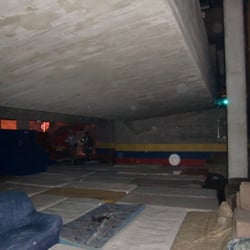 lilabe - Die berühmte "Fummelwiese" ganz versteckt in der hinter letzten Ecke... nüchtern betrachtet sieht es erbärmlich aus... :)