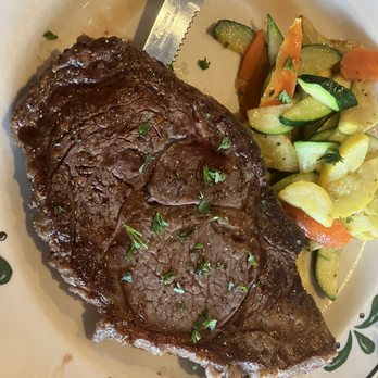 Forrey Grill - Rib eye and mixed vegetables - Italian Near Me - Labelle, Florida Forrey Grill - Rib eye and mixed vegetables - Italian Near Me - Labelle, Florida