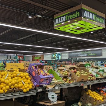 ALDI - Grocery Near Me - Torrington, Connecticut
